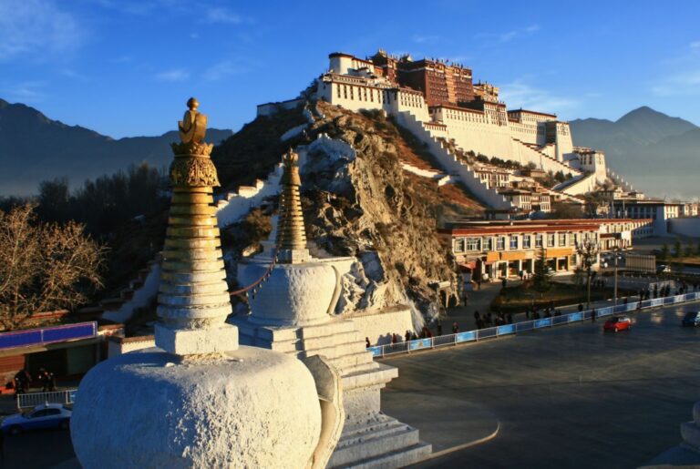 Het Dak Van De Wereld De Machtige Himalaya In Nepal En Tibet