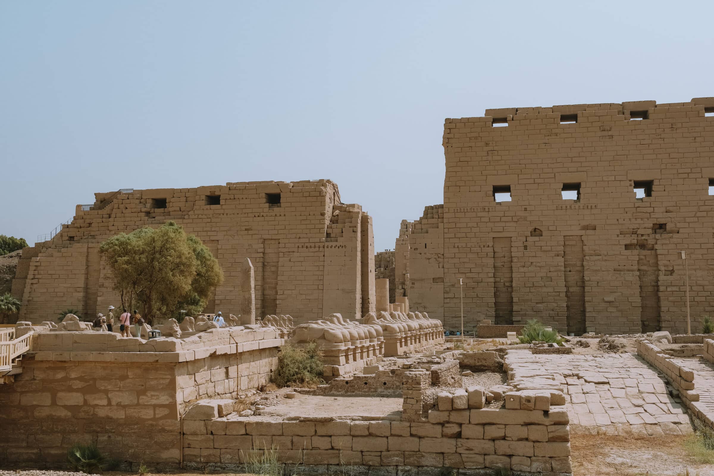De voorzijde van het Karnak tempelcomplex | Nijlcruise Egypte