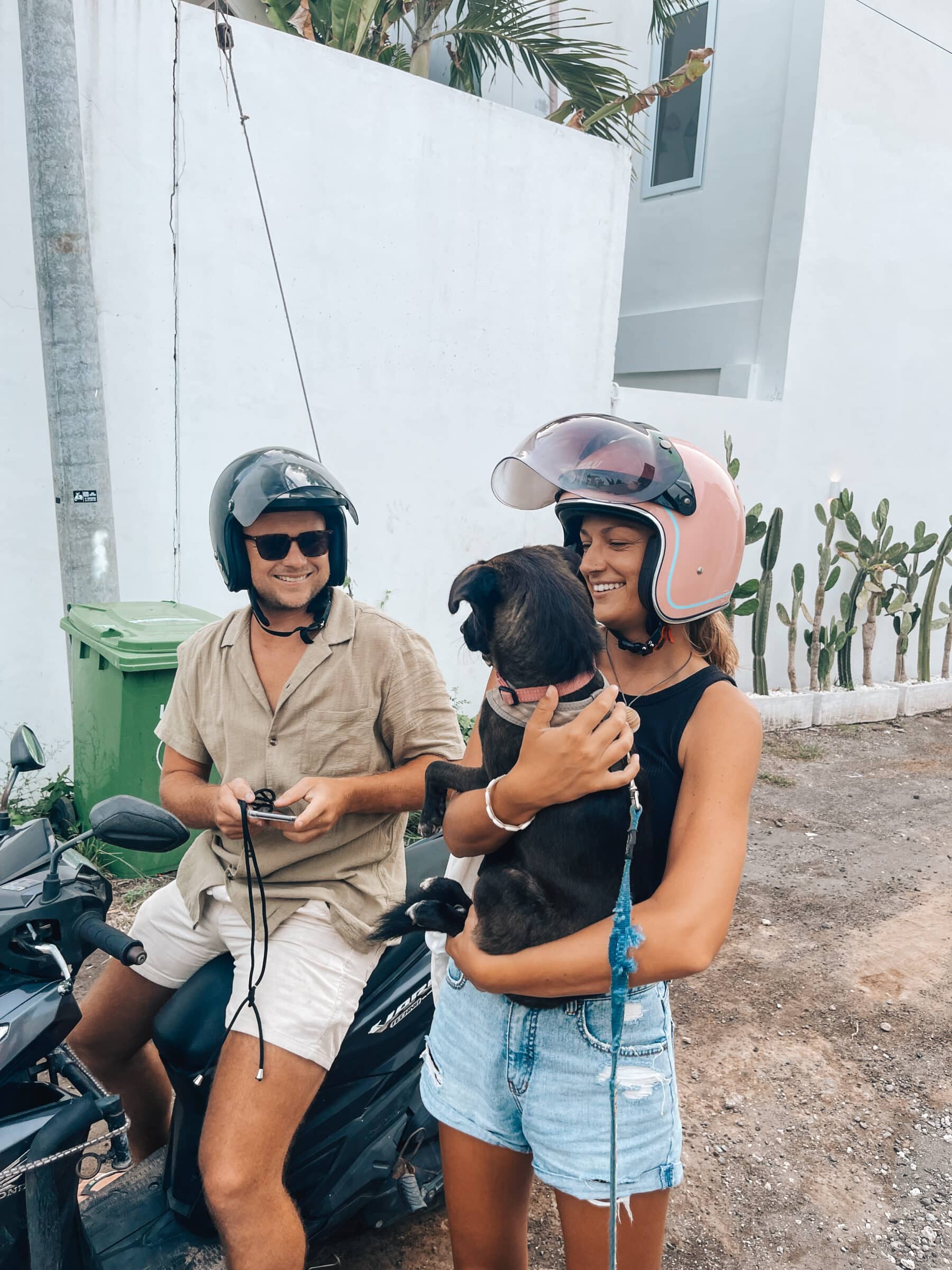 Op de scooter met de hond
