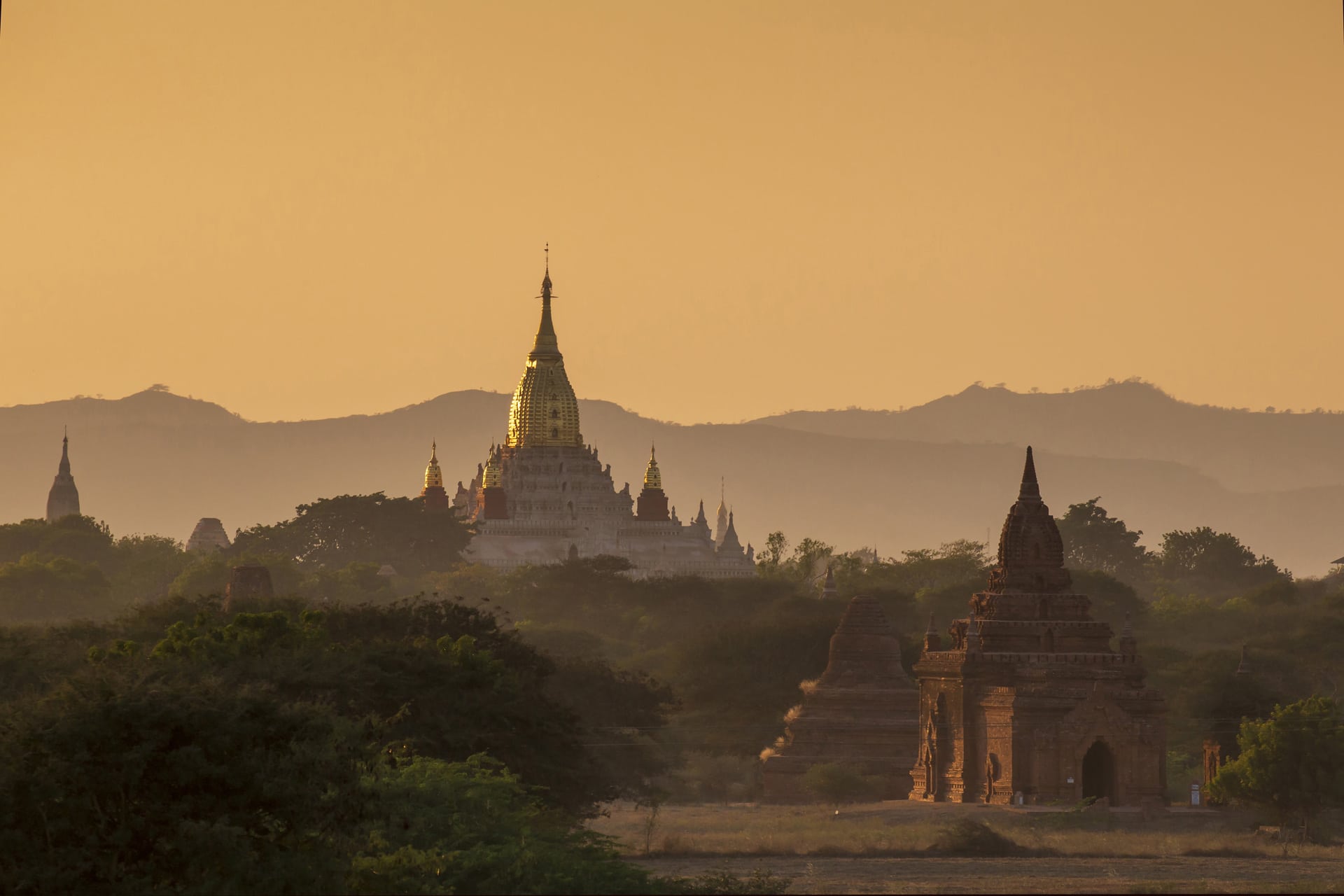 O complexo do templo em Pagan | Mianmar