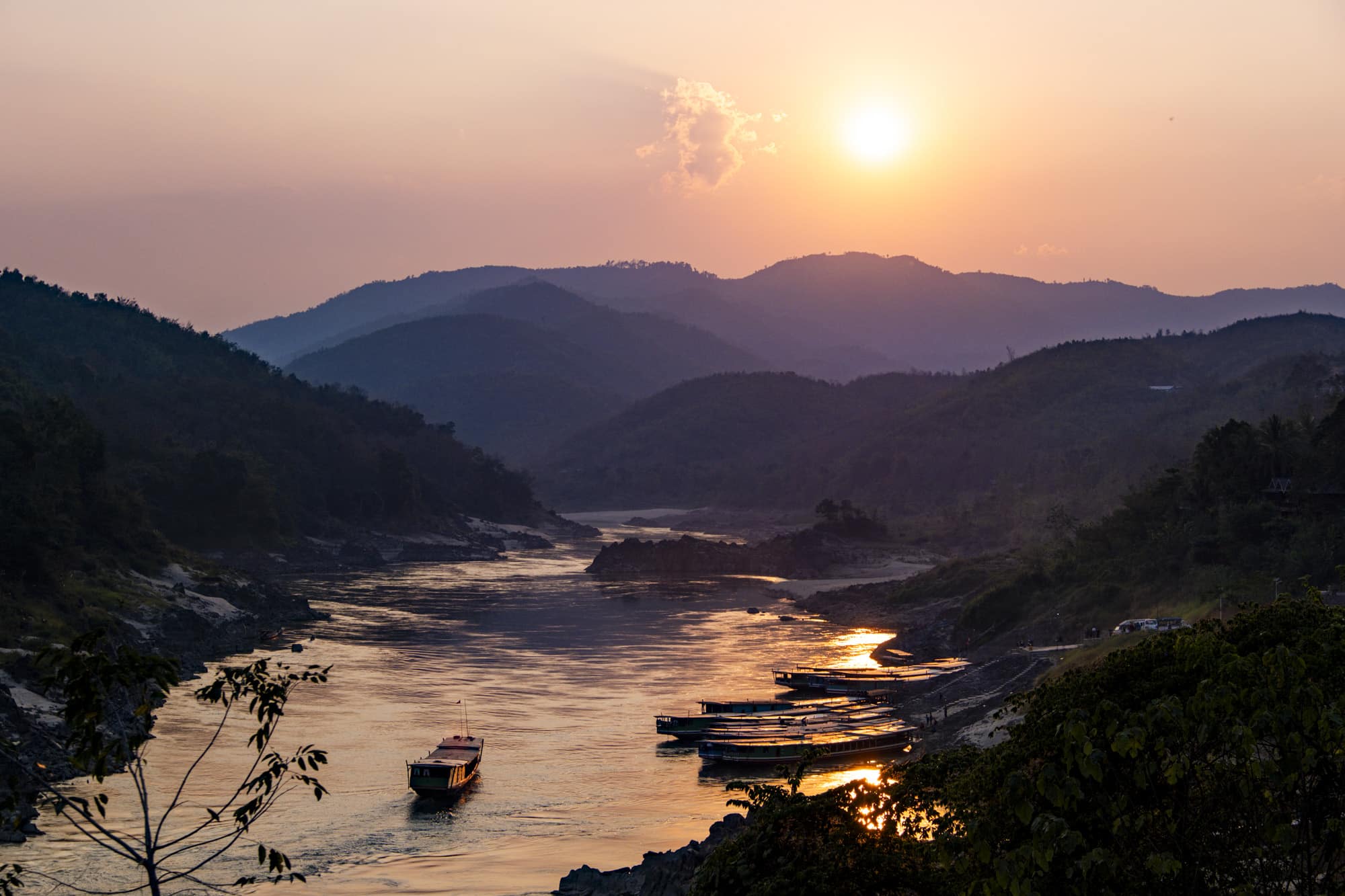 Zonsondergang in Pakbeng | The Mekong River Cruise