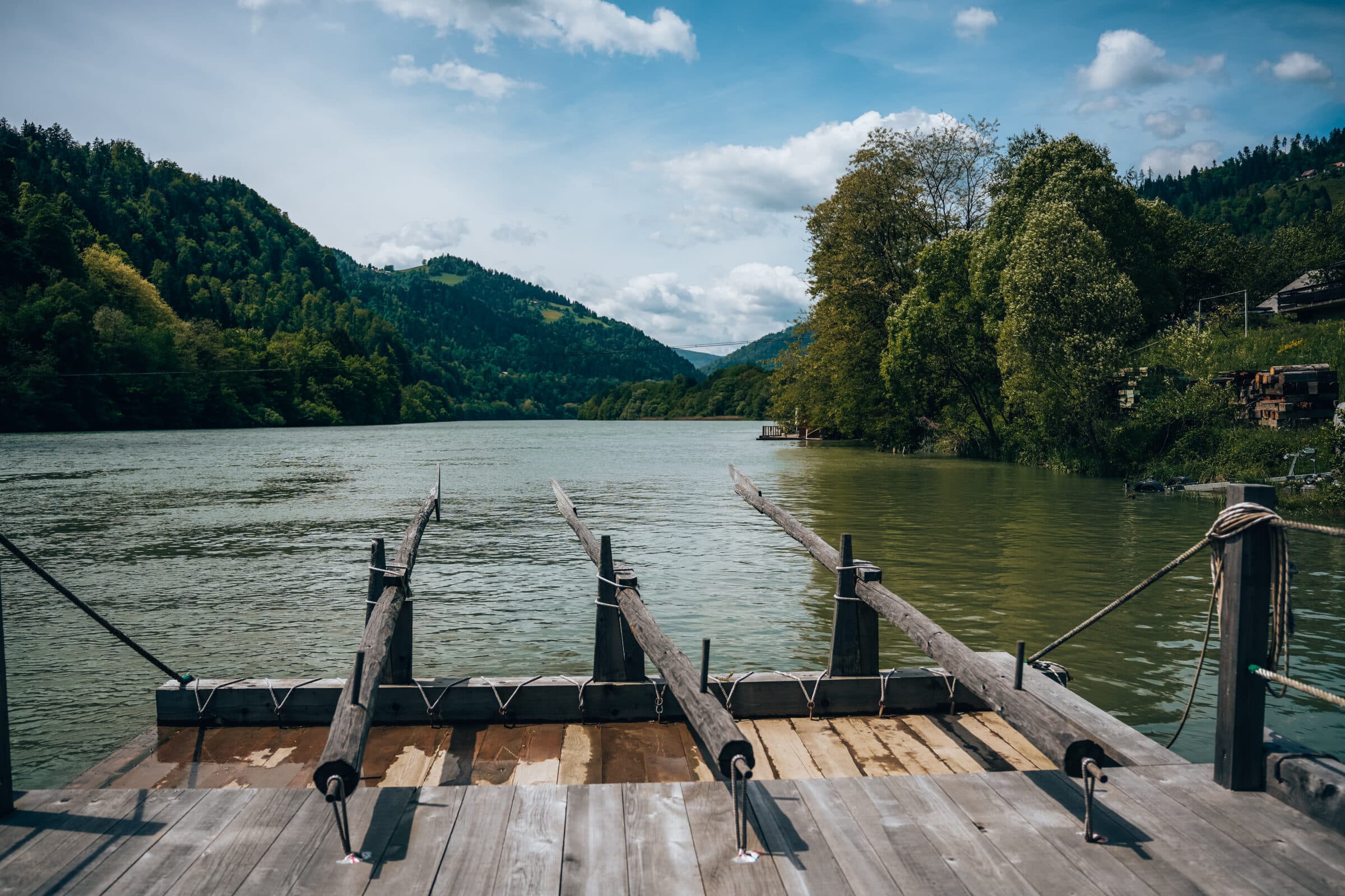 Koroška en Savinjska | Timber rafting over de Drava rivier