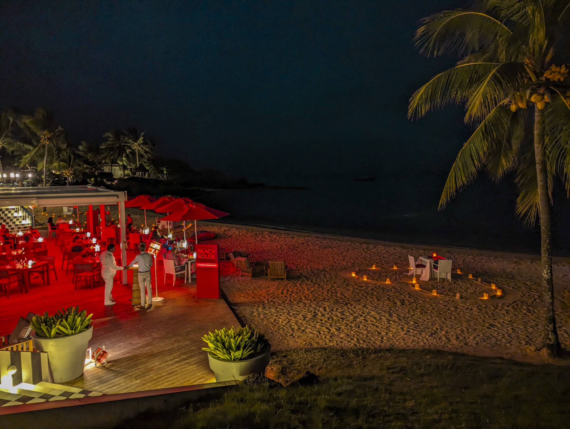 Romantisch dineren op het strand | LUX Grand Gaube, Mauritius