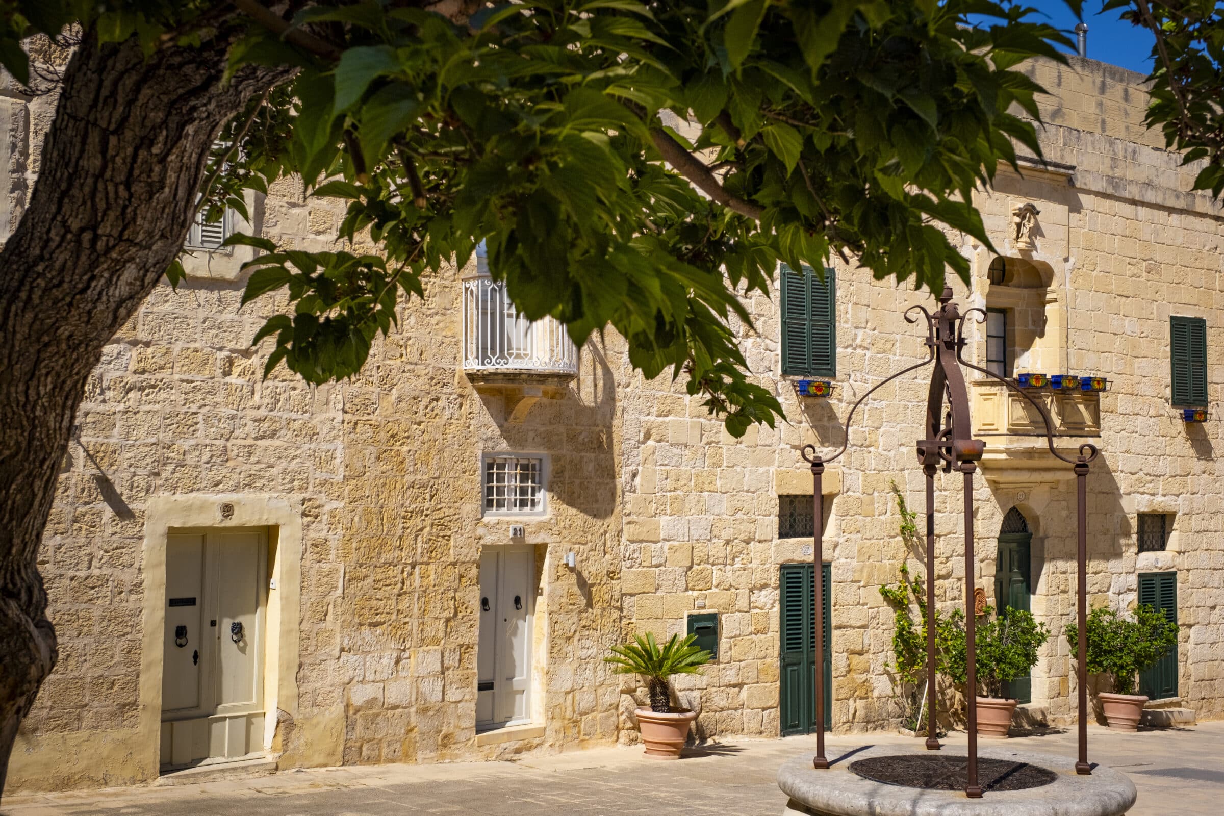 Mesquita Square | Malta