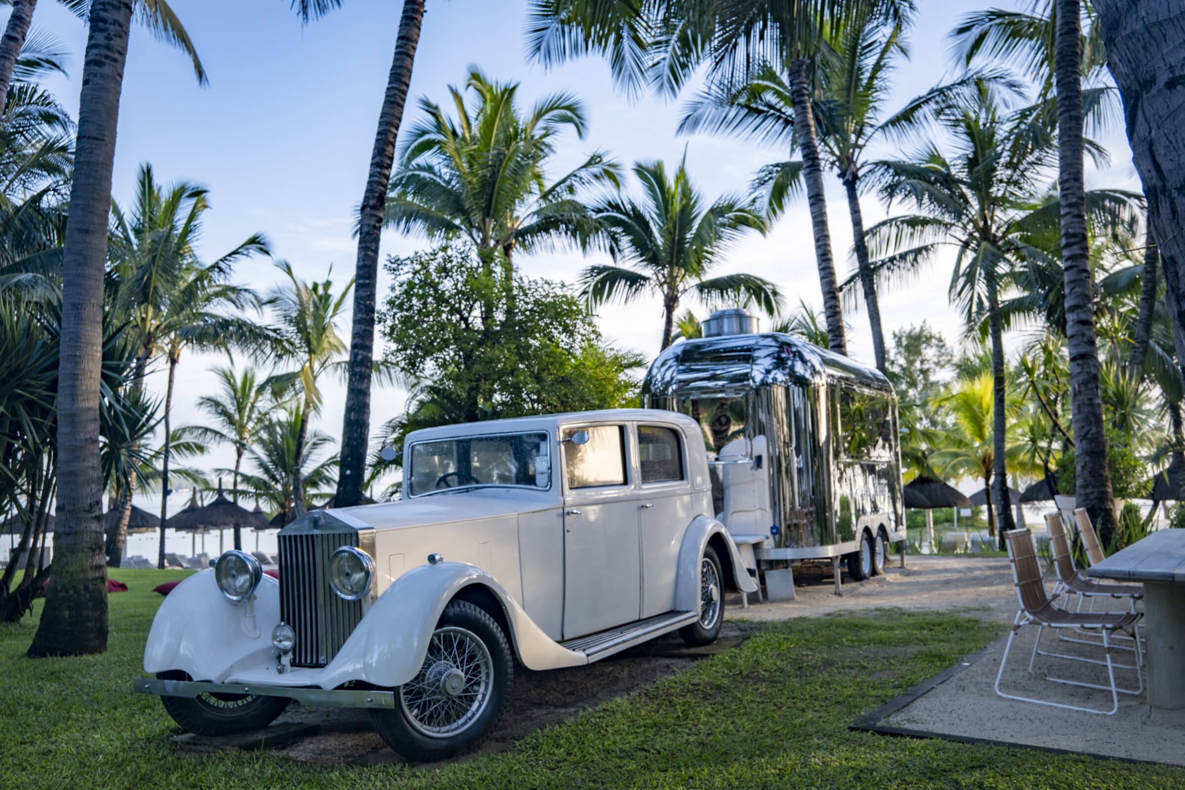 Retro foodtruck bij LUX* Belle Mare