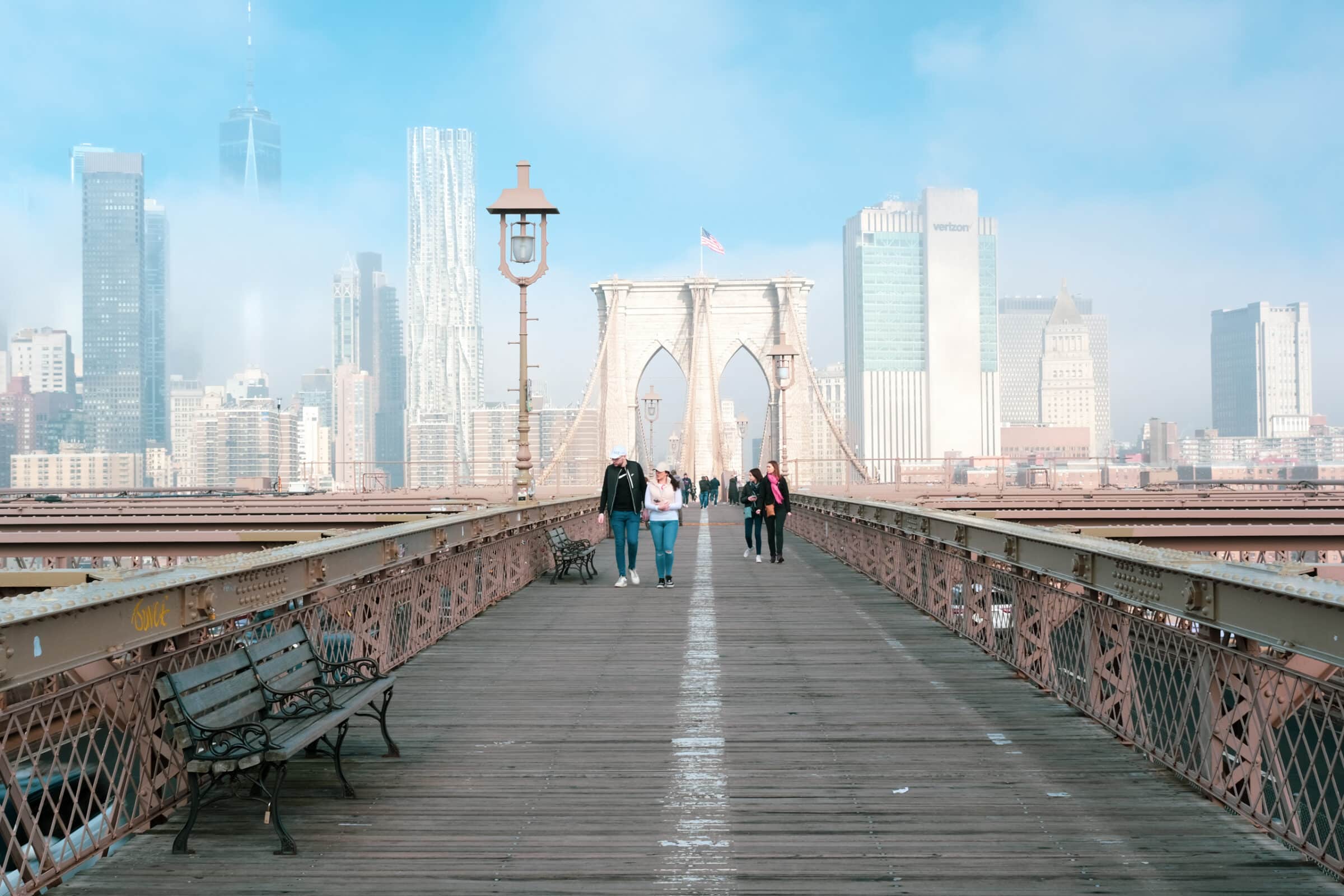 Wandelen over de Brooklyn Bridge kost niets!