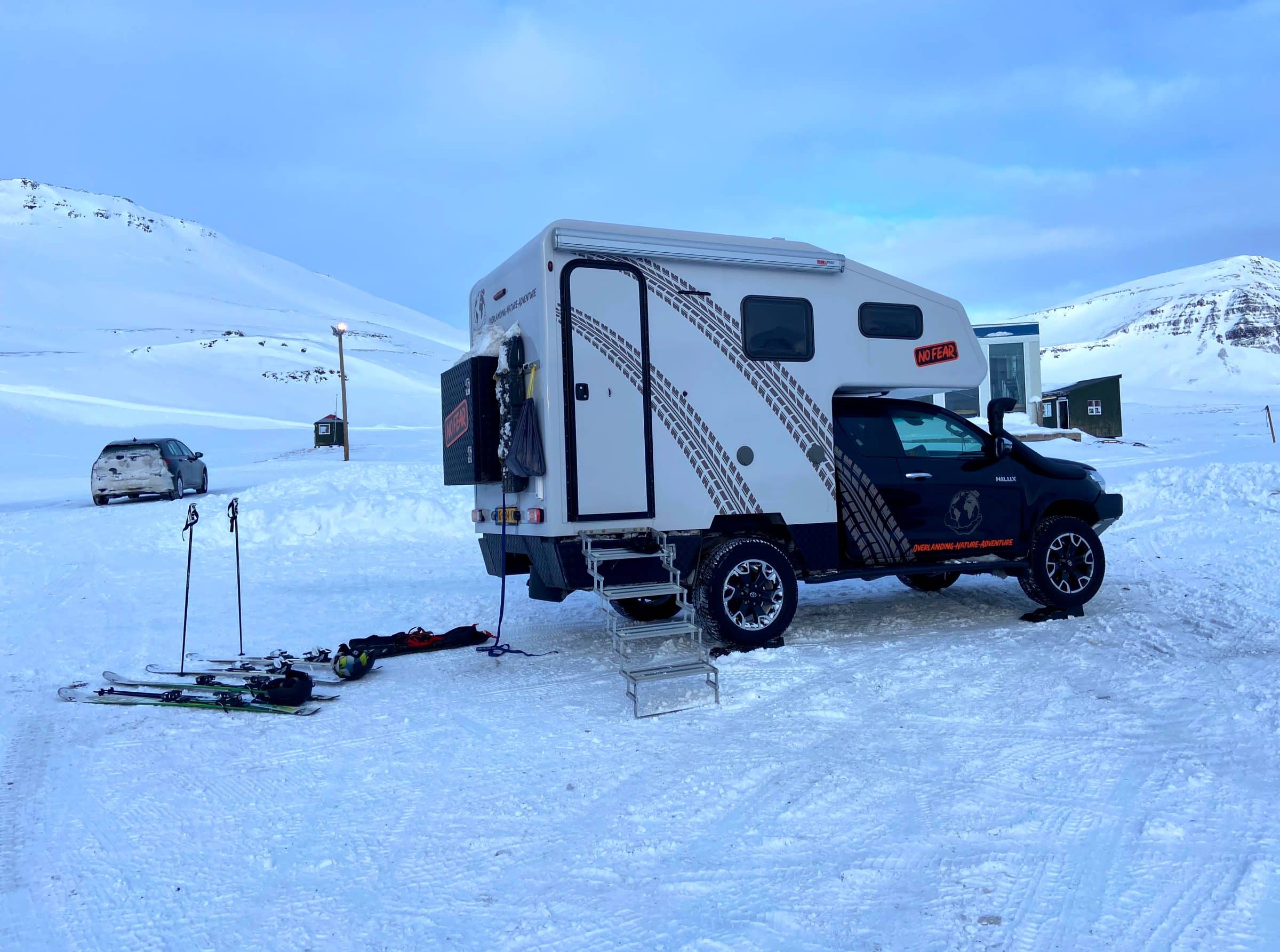 Onze ski-uitrusting en de 4x4 camper